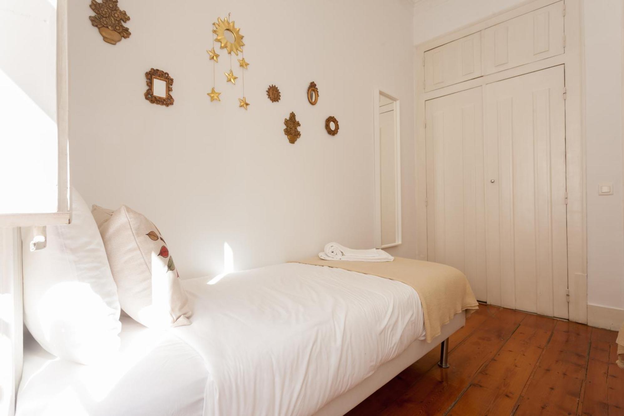 Tejo Vintage Three-Bedroom Apartment - By Lu Holidays Lissabon Exterior foto